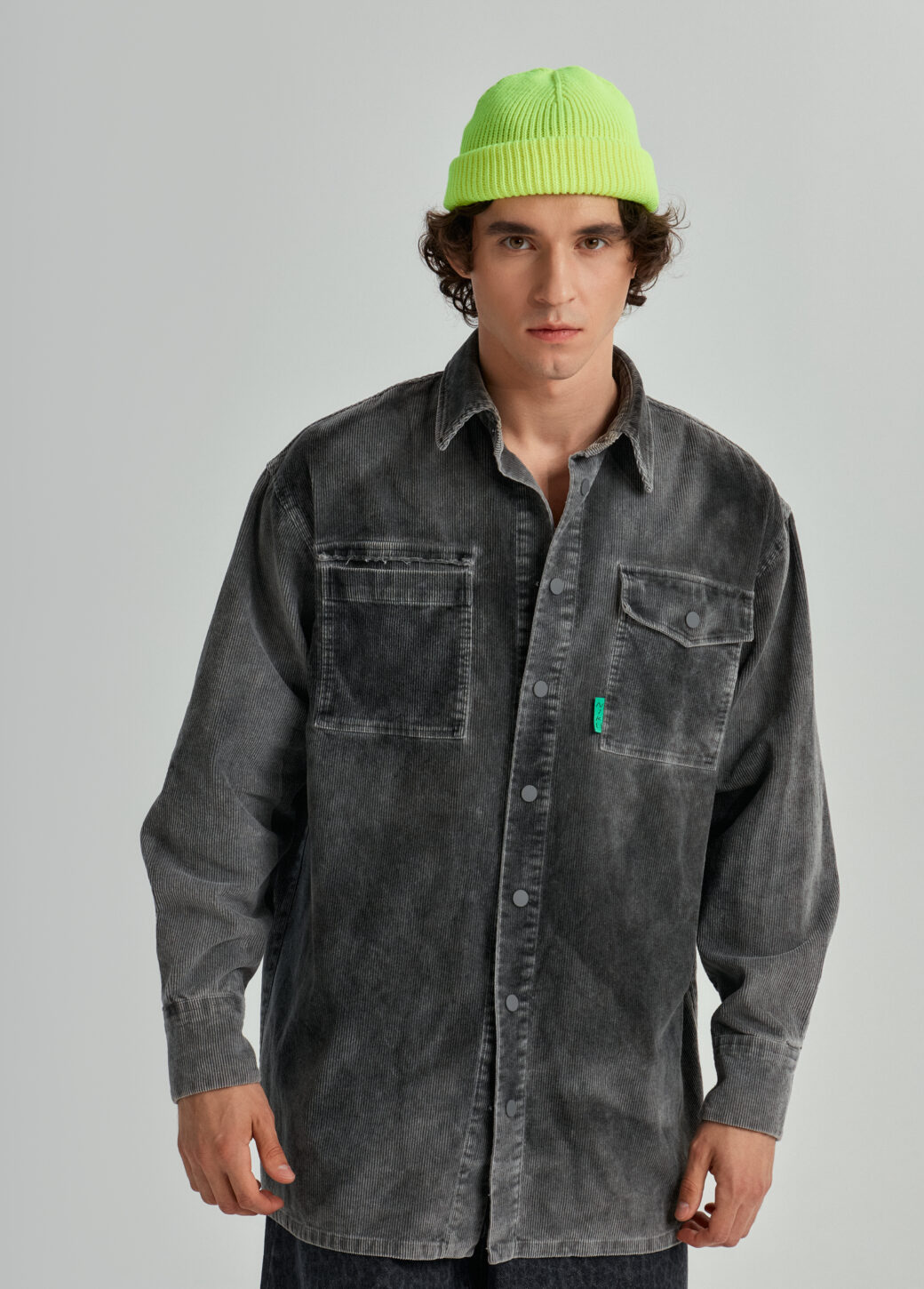 Shirt TOUCHING GRASS gray
