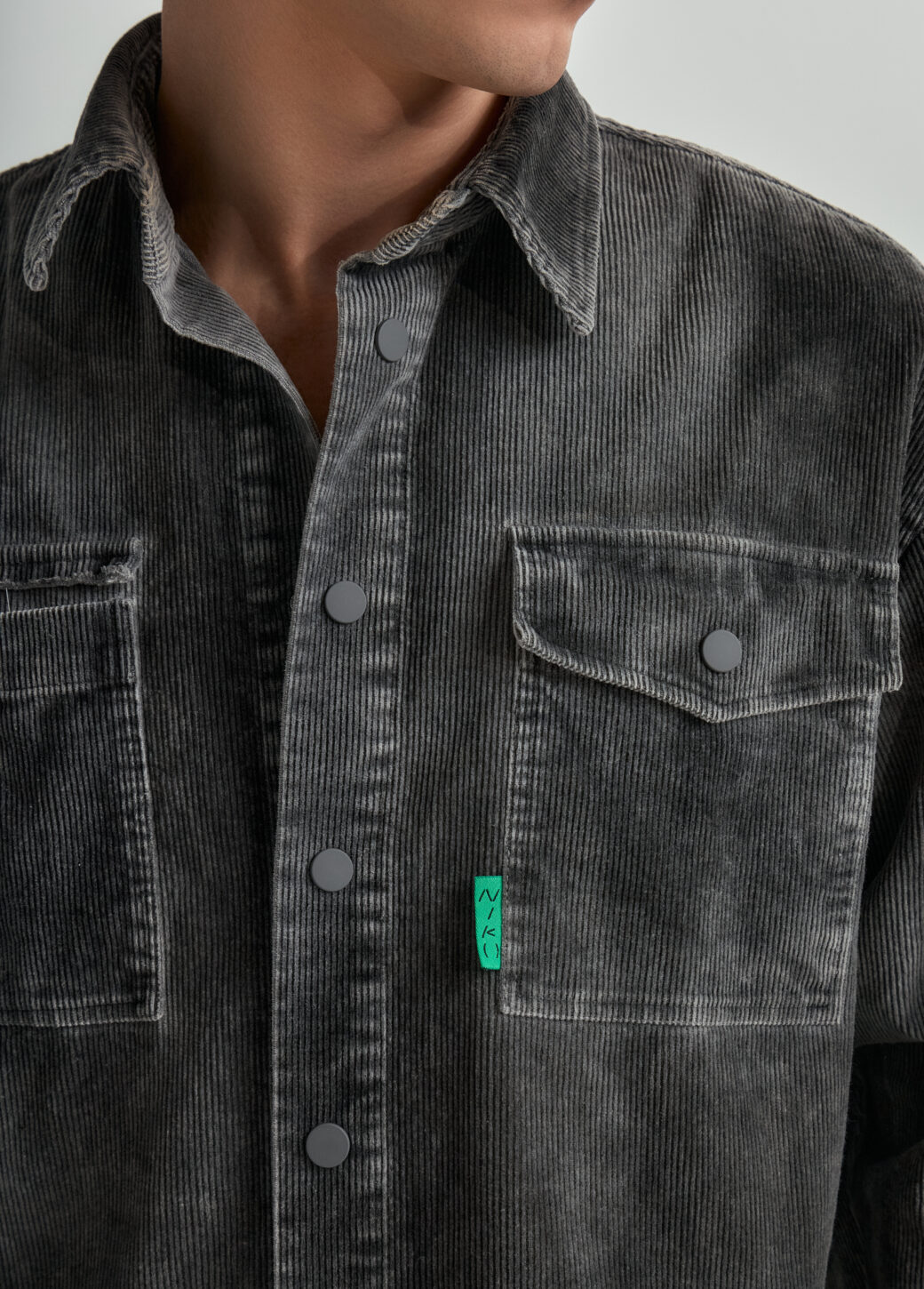 Shirt TOUCHING GRASS gray