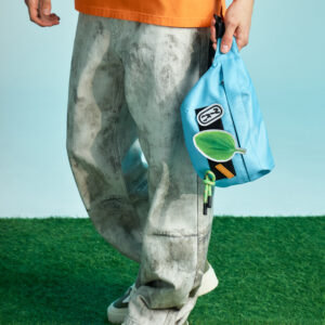 Shoulder bag TOUCHING GRASS