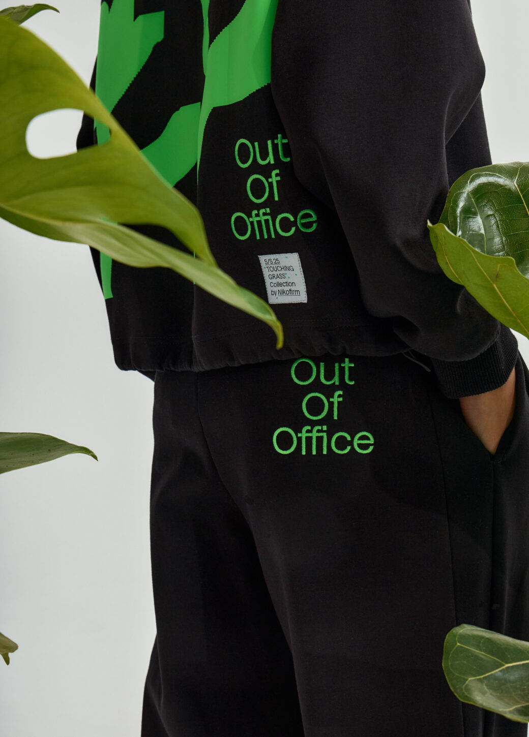 Suit TOUCHING GRASS male