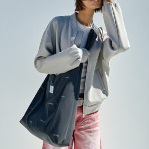Shopper TOUCHING GRASS