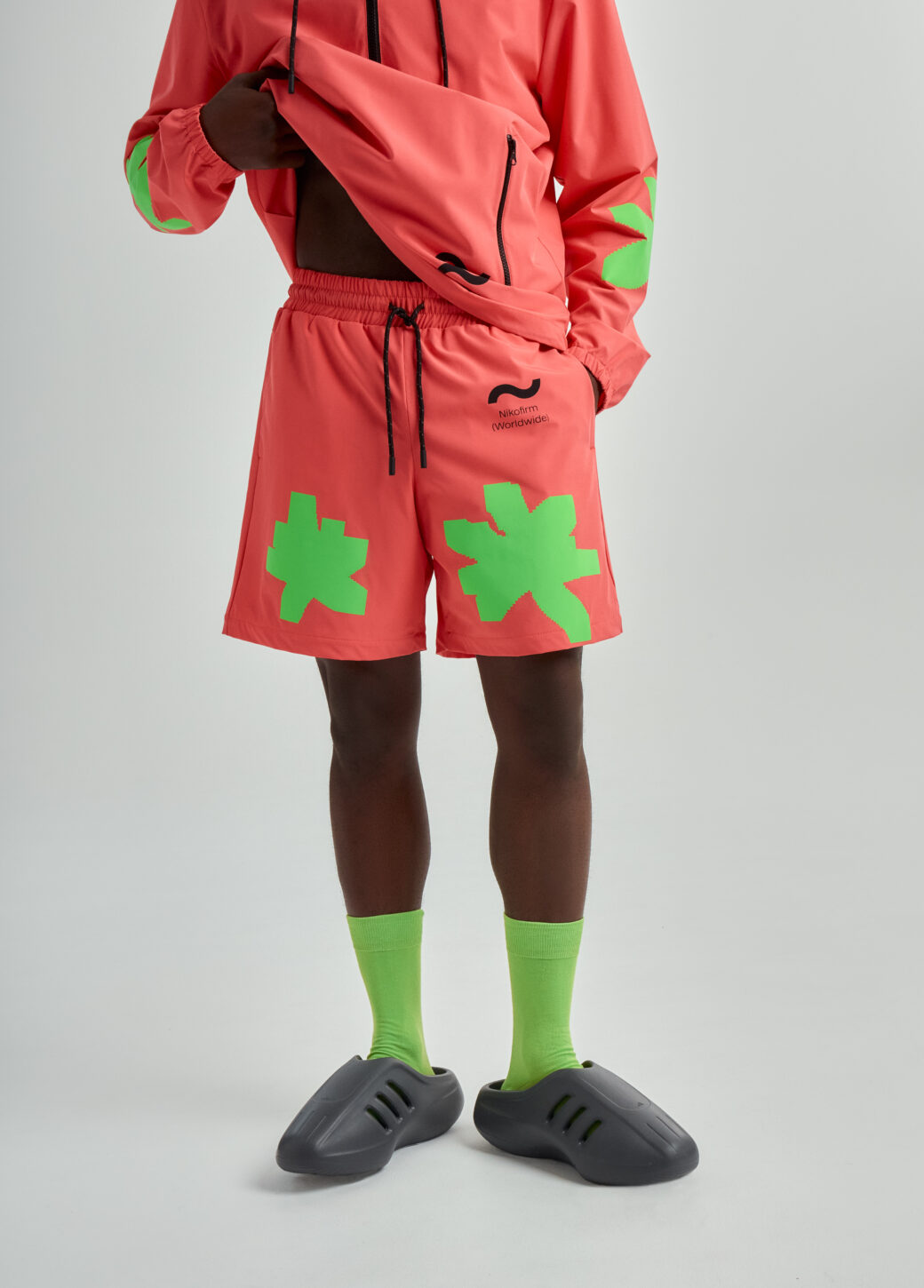 Suit TOUCHING GRASS with swimming shorts